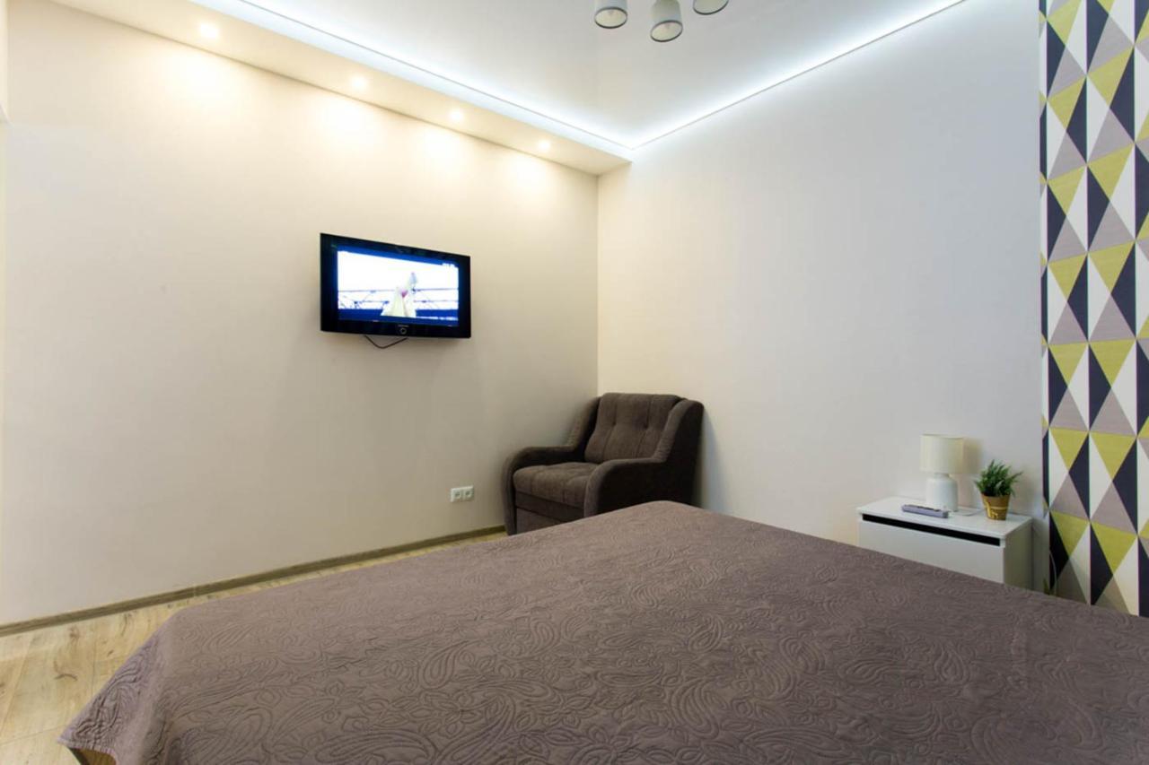New Apartments In The City Center - Kuznechna Str. 26/2 Kharkiv Eksteriør bilde